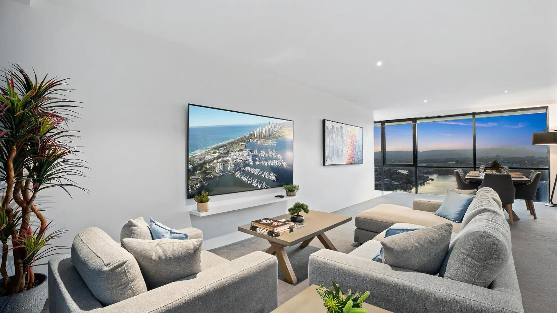 הקונטקטים של Surfers Paradise Retreat Stunning Views 2-Br Haven