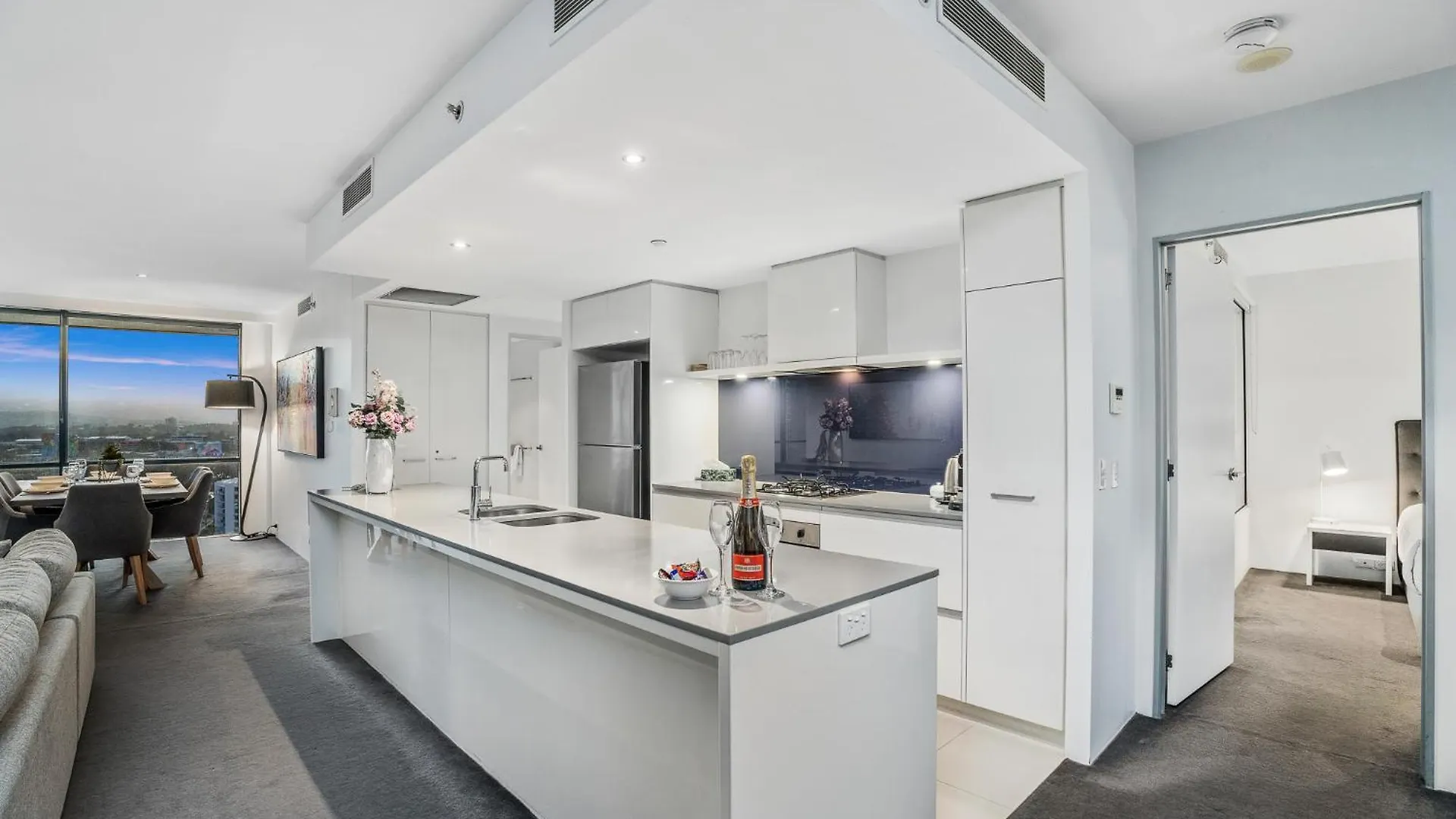 Apartman Surfers Paradise Retreat Stunning Views 2-Br Haven Gold Coast